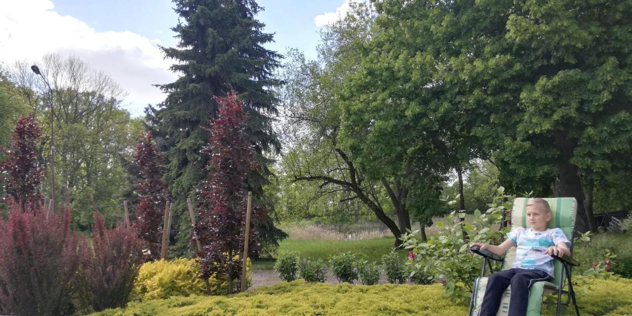 Dwór Komorowo Exterior foto